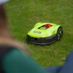 Grass lawn mower robot